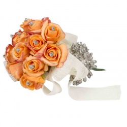 Bouquet con rosas para alfileres de boda