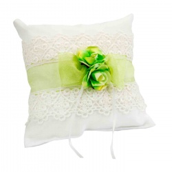Cojín con lazo crema y encaje para anillos de boda