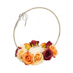 Cesta con flores para alianzas de boda