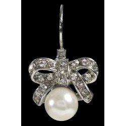 PENDIENTES PLATEADOS ZIRCONITAS Y PERLA LAZO, 1,5 cm.