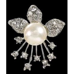 PENDIENTES PLATEADOS ZIRCONITAS Y PERLA, 3,5 cm.