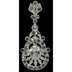 PENDIENTES PLATA ENVEJECIDA ZIRCONITAS BLANCAS Y NEGRAS, 6 cm.