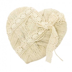 Corazón para llevar alianzas de boda Corazón para llevar alianzas de boda