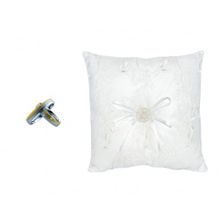 cojin de tela perlas bordado