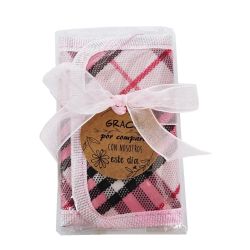 Monedero rosa con lazo y tarjeta