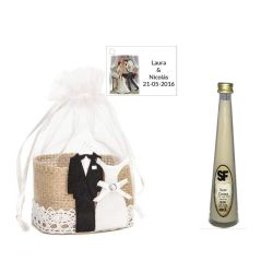 Licor Crema en cesta de mimbre y tarjeta