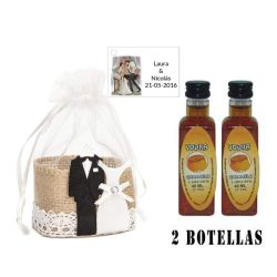 Licor Vodka Caramelo en cesta de mimbre y tarjeta