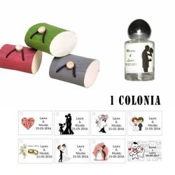 Colonia detalles de invitados con una caja