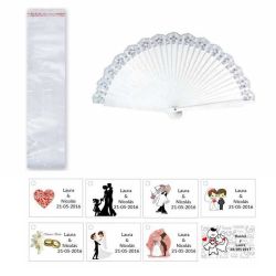 Abanico de madera con bolsa celofán y tarjeta