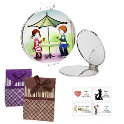 Espejo con sombrilla y niños, con caja de rayas con lazo y tarjeta personalizada