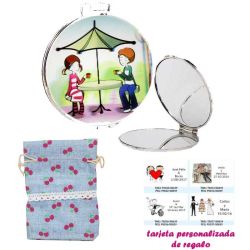 Espejo con sombrilla y niños, con bolsa de saco azul celeste estampada y tarjeta personalizada