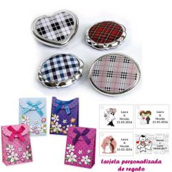 Espejos plateados con cuadros escoceses, con caja de flores y tarjeta personalizada