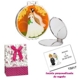 Espejo con una elegante novia con velo, con caja de flores y lazo fucsia, y tarjeta personalizada