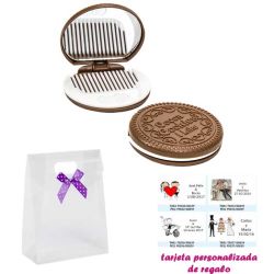 Espejo Galleta Oreo con peine blanco y con caja de acetato con lazo morado de lunares y tarjeta personalizada