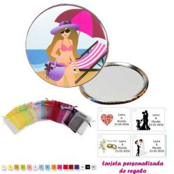 Espejo de Chapa con chica en la Playa, con bolsa de organza multicolor, y tarjeta personalizada