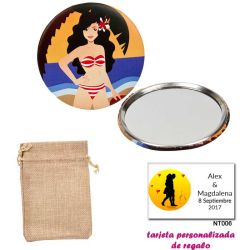 Espejo de Chapa con chica en la Playa, con bolsa de saco marrón y tarjeta personalizada