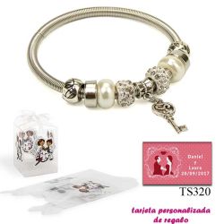 Pulsera con perlas, abalorios y brillantes y colgante con llave corazón