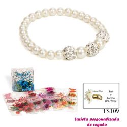 Pulsera de perlas blancas nacarada con 3 piedras con brillantes