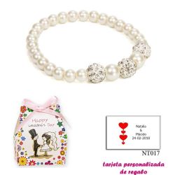 Pulsera de perlas blancas nacarada con 3 piedras con brillantes