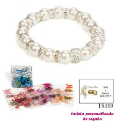Pulsera de perlas blancas con aros de brillantes