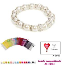 Pulsera de perlas blancas con aros de brillantes