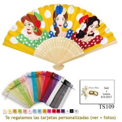 Abanico amarillo con Gitanas y bolsa de organdil de colores
