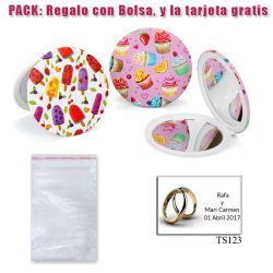 Espejo con bonitos dibujos surtidos de pasteles y helados