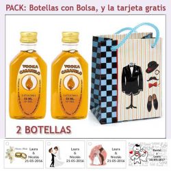 2 Botellitas de Vodka Caramelo con bolsa charlestón y tarjeta