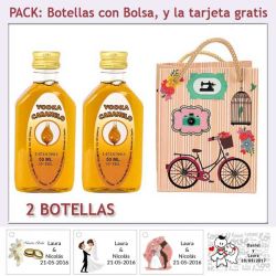 2 Botellitas de Vodka Caramelo con bolsa fashion con bicicleta y tarjeta
