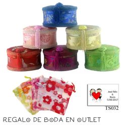 Pack de cajita tipo joyero forrada de raso, bolsa y tarjeta