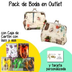 Monedero vintage con hebilla en caja de cartón con lazo y asas